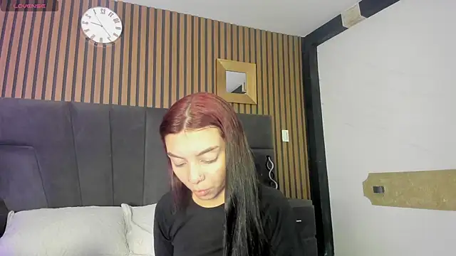 Snapshot of CleoWhite chatting on September 19, 2025, 5:55 am CleoWhite online show from September 19, 2025, 5:55 am