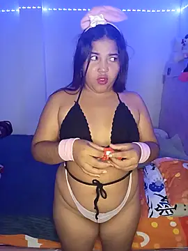 Snapshot of angelHeath13 chatting on October 18, 2025, 5:42 am angelHeath13 online show from October 18, 2025, 5:42 am