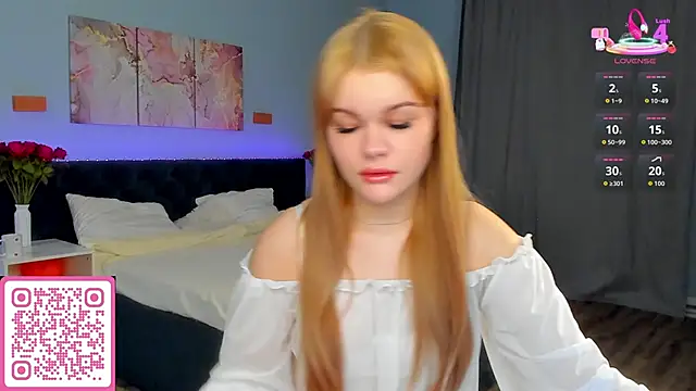 ShyEmma  online show from November 18, 2025, 1:10 am