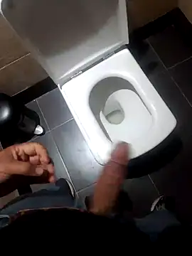 hwaymzwjattt online show from October 15, 2025, 3:20 pm