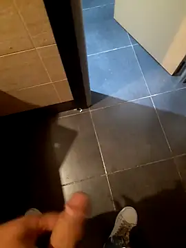 hwaymzwjattt online show from November 18, 2025, 11:13 am