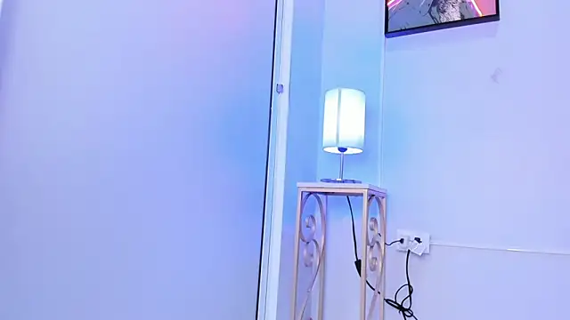 dulce fiore07 online show from March 31, 2026, 12:29 pm