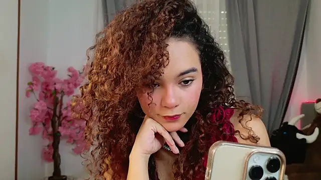 Taylor Tina online show from October 4, 2025, 9:22 am