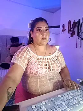 AndreaKinky online show from November 26, 2025, 8:14 am