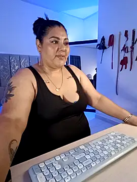 AndreaKinky online show from October 10, 2025, 8:15 am