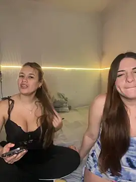 tetutamy online show from September 18, 2025, 4:37 am