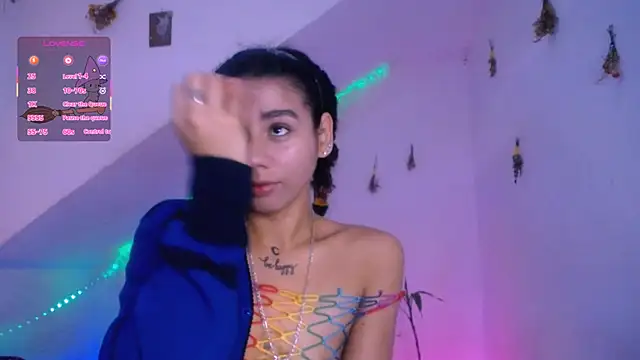 Nocturnawitch online show from October 9, 2025, 4:07 pm