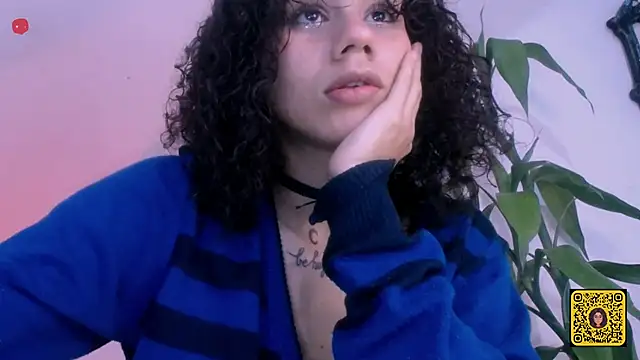 Nocturnawitch online show from September 22, 2025, 1:44 am