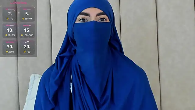  Zahiira  online show from November 1, 2025, 12:10 pm