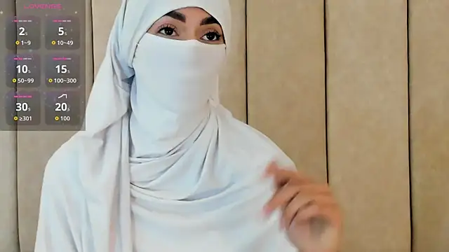  Zahiira  online show from September 27, 2025, 12:00 pm