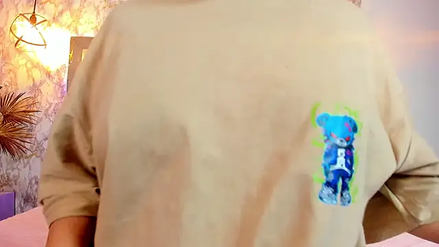 Aisha poweer online show from September 25, 2025, 3:01 am