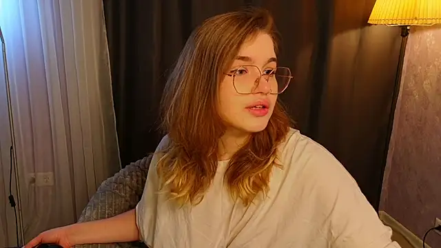 SophieMurrr online show from January 7, 2026, 10:42 am