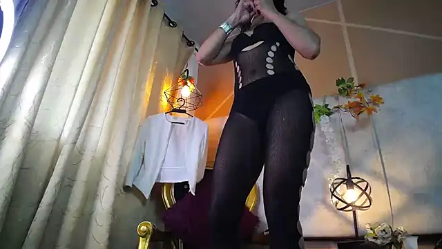 Snapshot of brendaliive chatting on November 2, 2025, 11:37 am brendaliive online show from November 2, 2025, 11:37 am