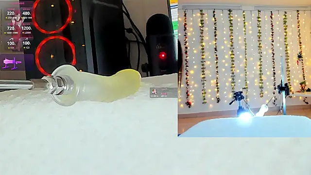 Kitty  Rose   online show from September 21, 2025, 10:20 am