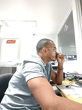 SanChacal5694 online show from January 5, 2026, 10:13 pm