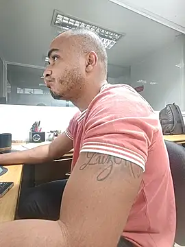 SanChacal5694 online show from January 14, 2026, 10:35 pm