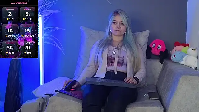 Mafecosecret online show from November 27, 2025, 11:49 pm