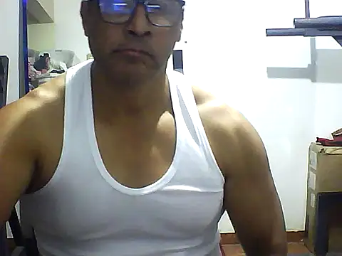 sexigym35 online show from September 10, 2025, 2:32 am