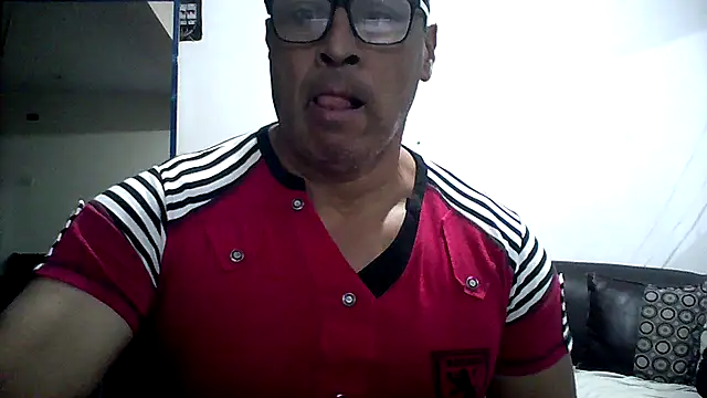 sexigym35 online show from November 21, 2025, 3:27 am