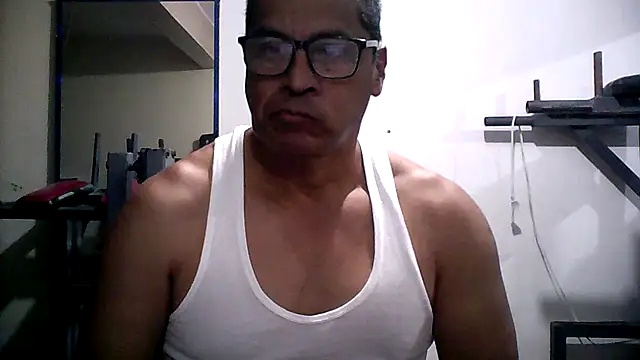 sexigym35 online show from November 29, 2025, 4:12 am