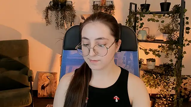 VirtuallVoyant online show from March 30, 2026, 6:53 pm