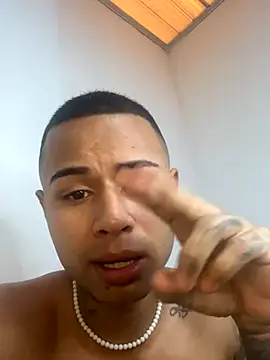  Logan Colton  online show from September 25, 2025, 4:46 pm