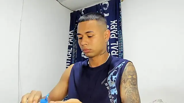  Logan Colton  online show from January 11, 2026, 12:06 am