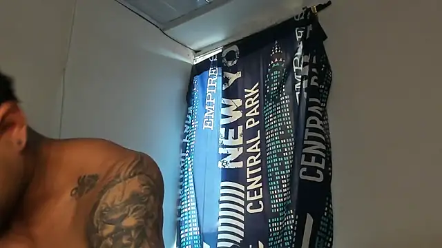  Logan Colton  online show from March 7, 2026, 8:03 pm