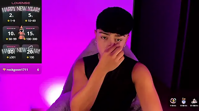 Snapshot of Matheewx_m chatting on October 10, 2025, 2:45 am Matheewx m online show from October 10, 2025, 2:45 am