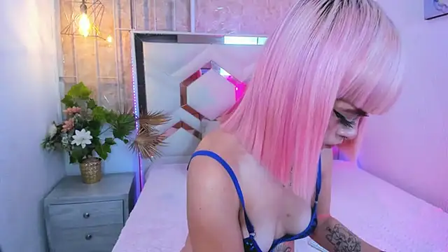 Snapshot of Venuss1_ chatting on October 1, 2025, 5:01 am Venuss1 online show from October 1, 2025, 5:01 am