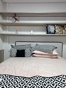 Sabrina farm online show from March 24, 2026, 9:59 pm