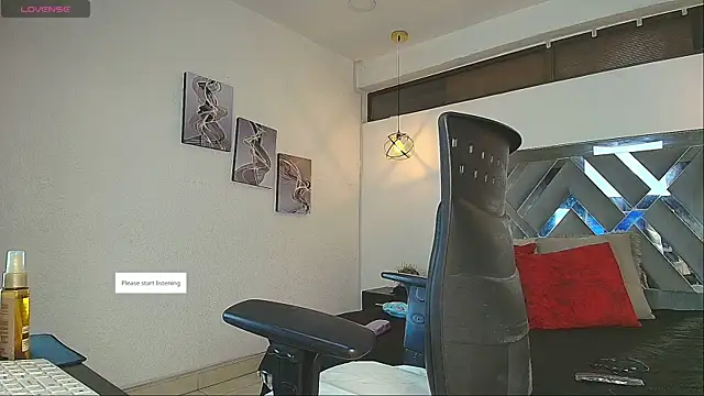 Rossi ss1 online show from November 25, 2025, 4:02 am