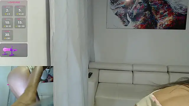 Snapshot of Tinymilf_ chatting on June 21, 2026, 7:47 am Tinymilf online show from June 21, 2026, 7:47 am