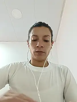 kim lebanon online show from November 26, 2025, 7:03 pm