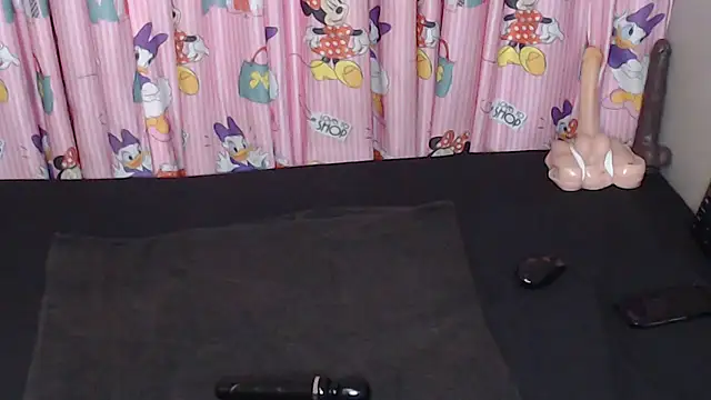 TrishahXo online show from June 23, 2026, 7:23 pm