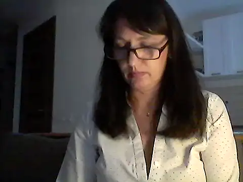 Elena48324 online show from October 5, 2025, 1:46 pm