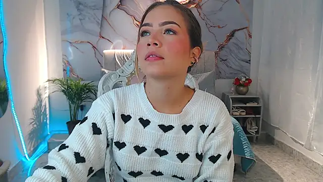  Tiffany1 online show from September 12, 2025, 8:08 pm