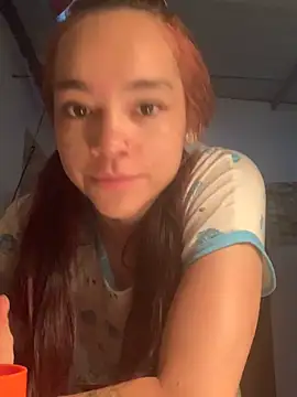 Dafne Mel online show from February 2, 2026, 11:42 am