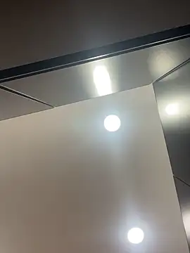 Skylar Smith  online show from February 4, 2026, 12:11 pm