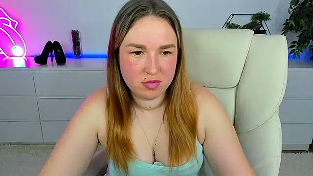 Sofii darling online show from March 16, 2026, 5:37 pm