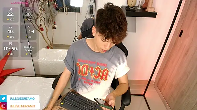 stev austin  online show from November 9, 2025, 12:14 am