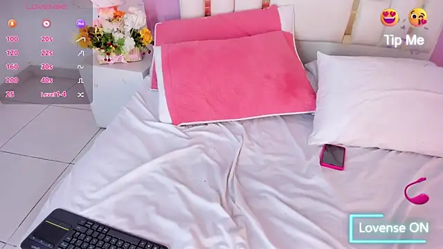 Silvana-Castro online show from September 28, 2025, 8:05 pm