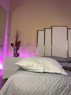 Alexandraa Gomez online show from September 11, 2025, 8:31 pm