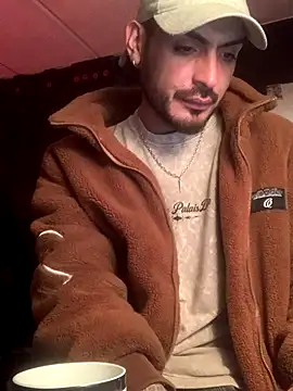 Snapshot of malek_xarx_ chatting on October 3, 2025, 3:41 am malek xarx online show from October 3, 2025, 3:41 am