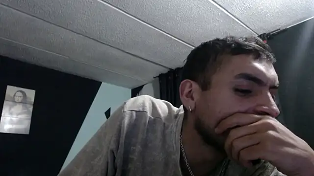 Snapshot of malek_xarx_ chatting on October 21, 2025, 2:33 am malek xarx online show from October 21, 2025, 2:33 am