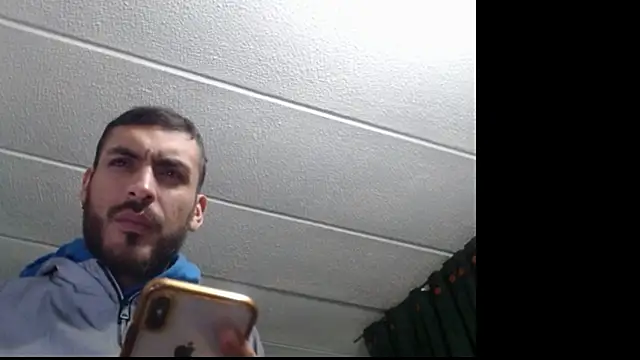 Snapshot of malek_xarx_ chatting on October 16, 2025, 1:36 am malek xarx online show from October 16, 2025, 1:36 am