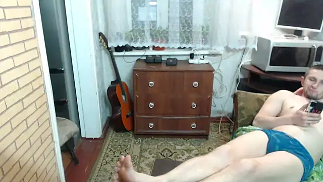 Alexilon online show from March 16, 2026, 7:05 pm