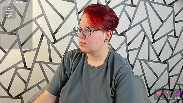 Michelle Wilsson online show from November 3, 2025, 7:35 am