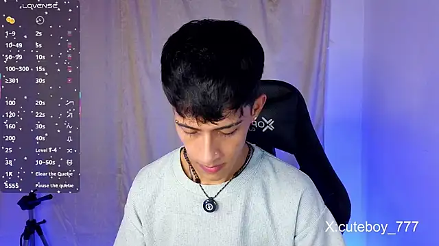 Snapshot of Danny_cute_05 chatting on May 3, 2026, 10:24 pm Danny cute 05 online show from May 3, 2026, 10:24 pm
