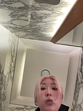 winter11 online show from November 8, 2025, 5:00 am